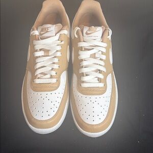 Nike Court Vision Low Sneakers in Beige and White